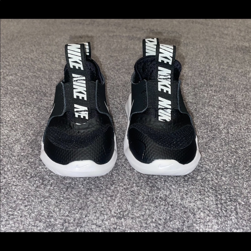 NIKE FLEX RUNNER INFANT TODDLER SIZE 3C